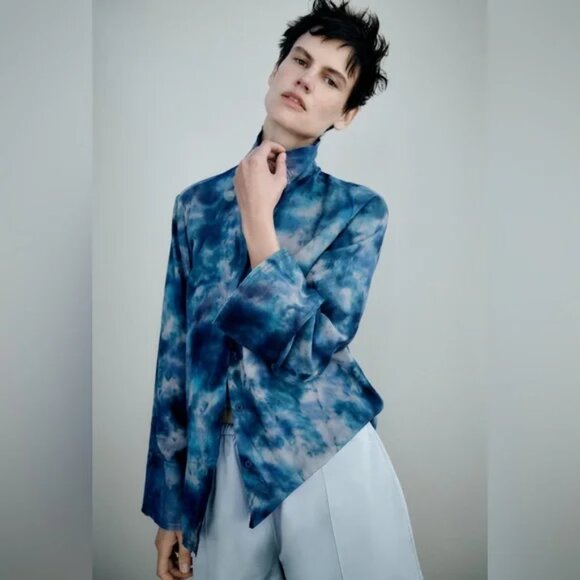 Zara Blouse - Picture 2 of 9